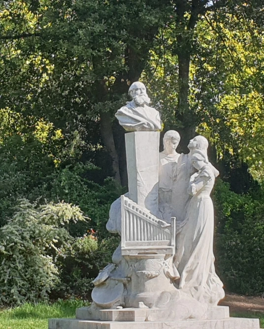 Les musiciens de la Belle- Epoque à la Plaine Monceau- Balades dans le Paris Musical